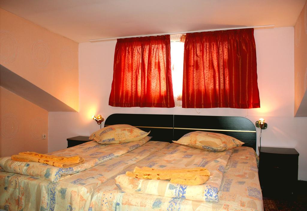 Markita Hotell Velingrad Rum bild
