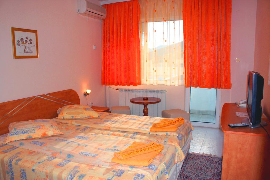 Markita Hotell Velingrad Rum bild