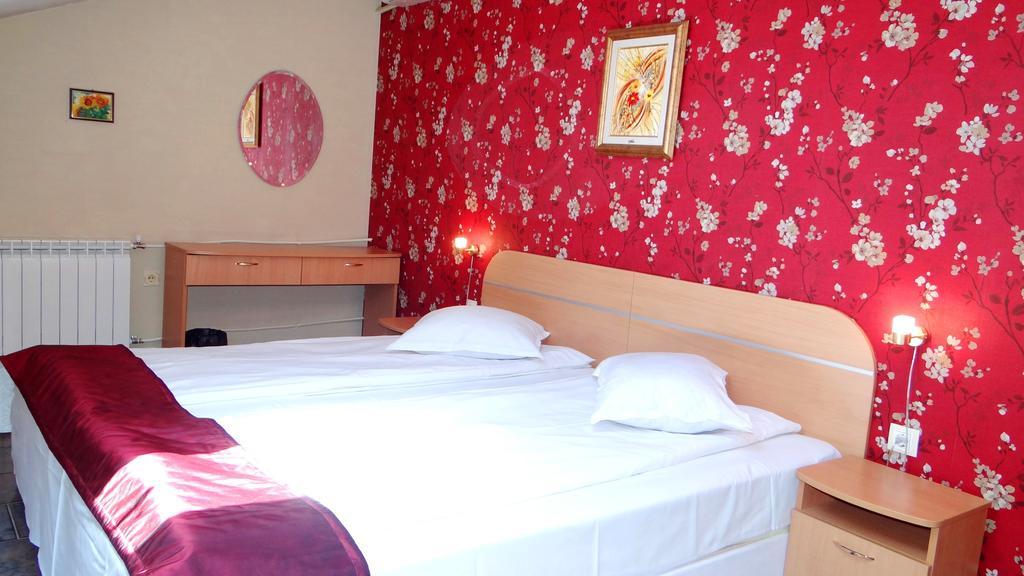 Markita Hotell Velingrad Rum bild